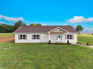 154 Peace Rd, Newport, TN 37821