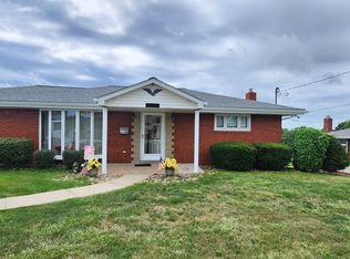 713 Parkview Ter, Mount Pleasant, PA 15666