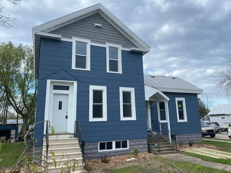 201 Elm Ave #281-283