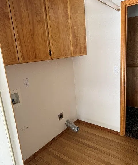 2166 Milford Dr — Photo 4