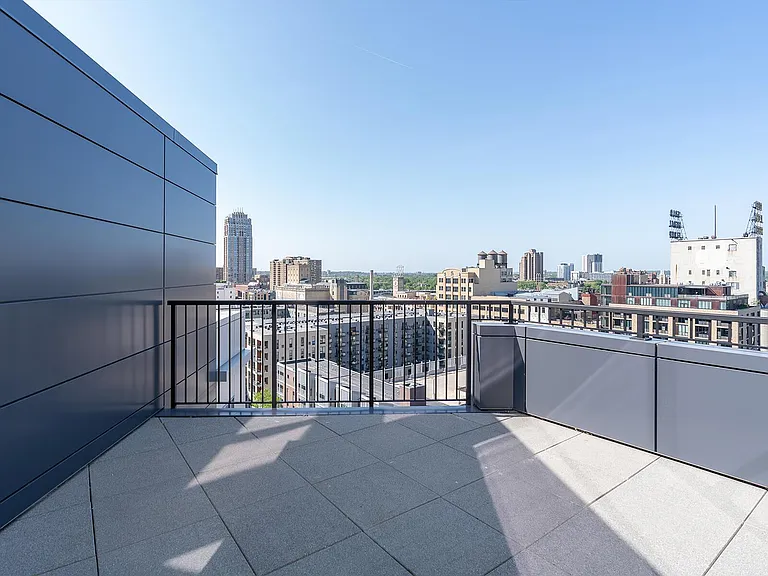 811 S Washington Ave. — Photo 13