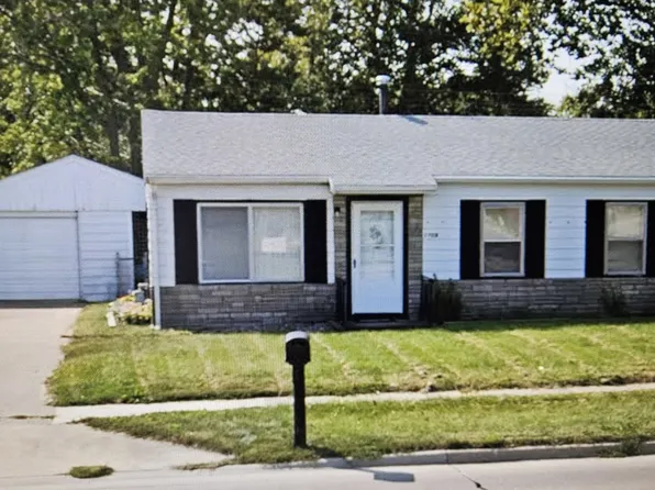 (undisclosed Address), Champaign, IL 61821