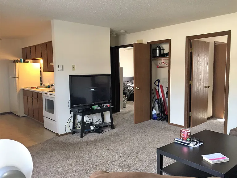 2320 Sessions St — Photo 4