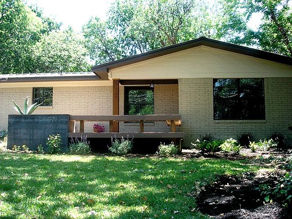 4th image of 5911 Sunshine Dr