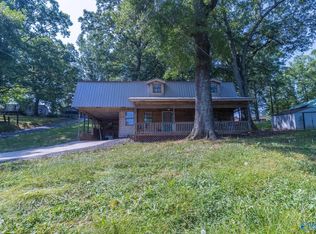 60 Storey Dr, Gaylesville, AL 35973