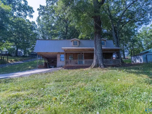 60 Storey Dr, Gaylesville, AL 35973