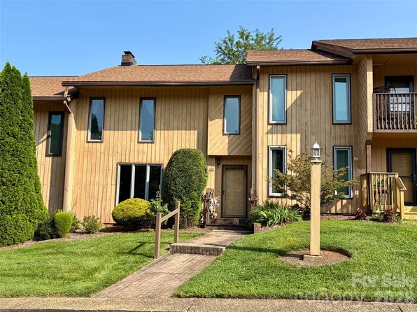 103 Pebble Creek Dr, Asheville, NC 28803