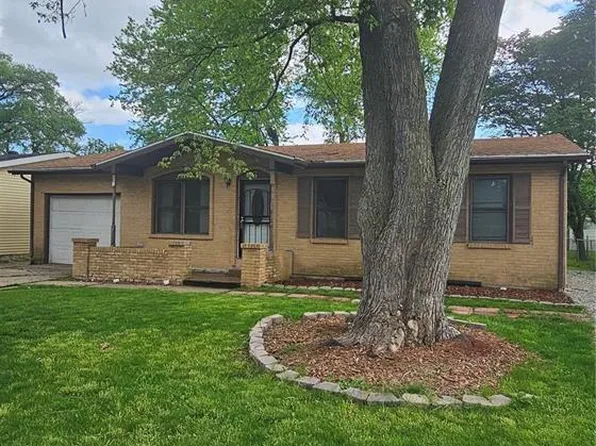 6 Fox Meadow Ln, Cahokia, IL 62206