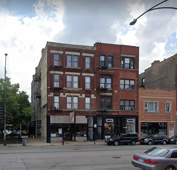 2 bed, 1000 sqft, $1,675 — Photo 2