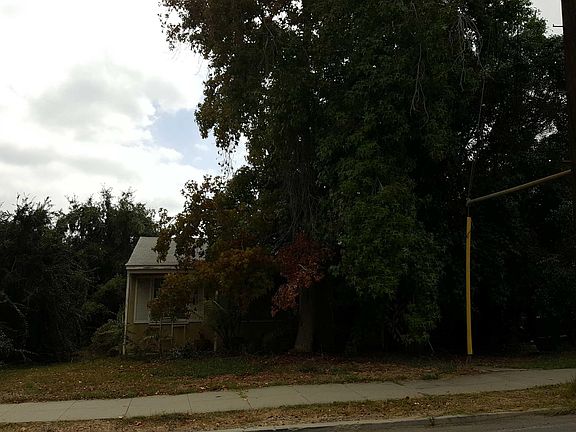 2nd image of 7847 Alton Dr