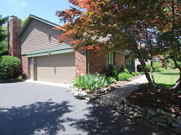 3rd image of 6742 Bruton Dr