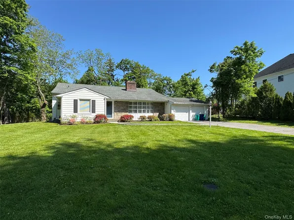 3 Stonewall Ln, Mamaroneck, NY 10543