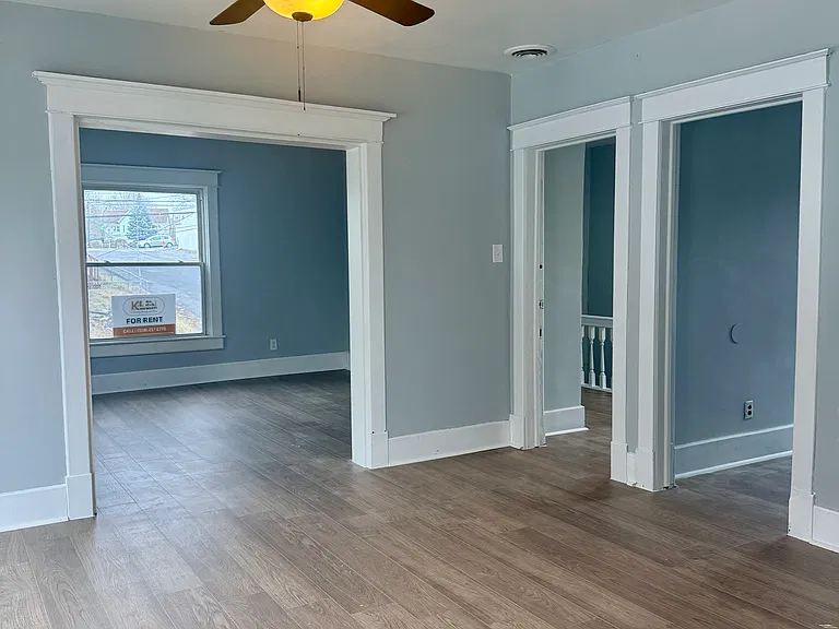 49 Elizabeth St #2 — Photo 8