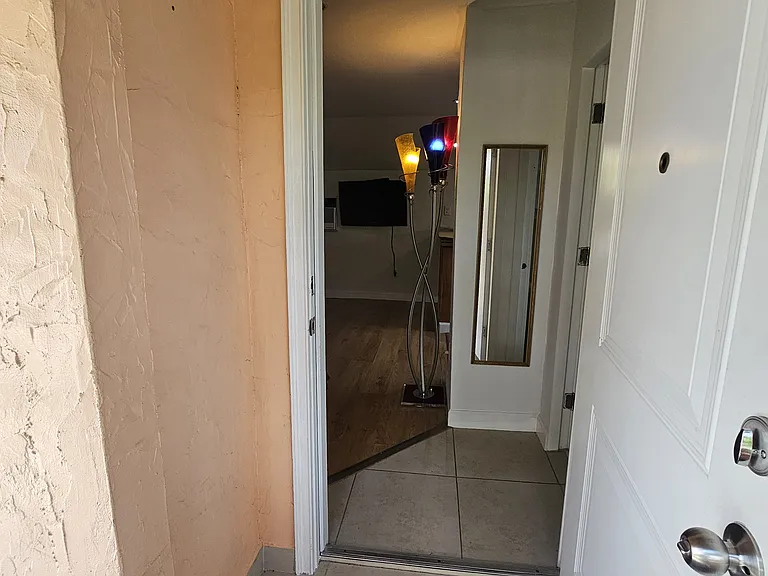 2358 NW 32nd St — Photo 6
