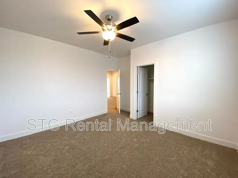 438 Stone Mountain Dr #52-A — Photo 14