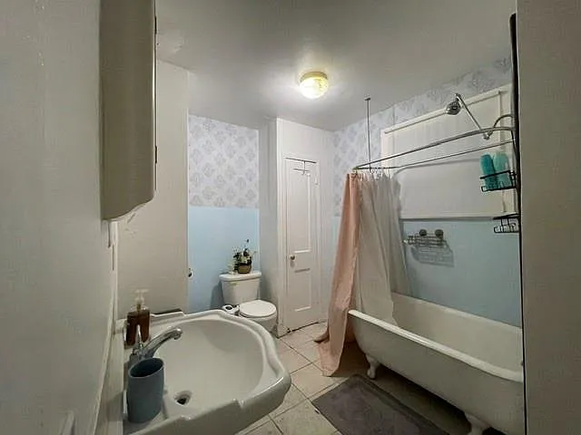 616 W 25th St — Photo 17