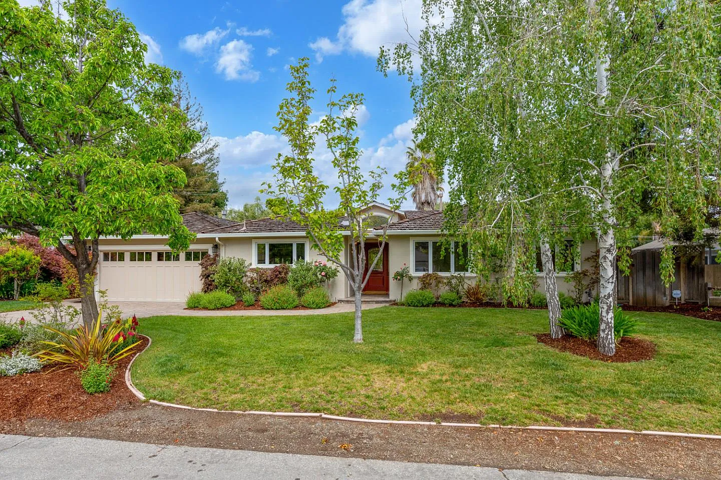 1210 Montclaire Way photo 1