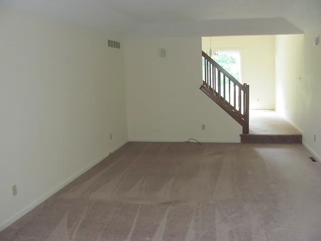2 bed, 1.5 bath, 1430 sqft, $2,295 — Photo 4