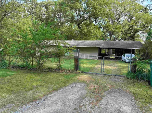1720 Russenberger Rd, Little Rock, AR 72206