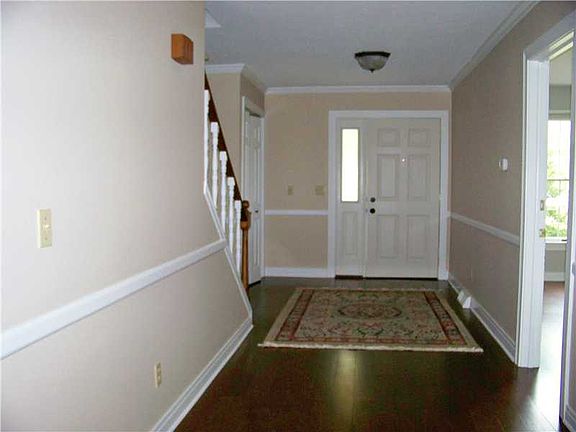 2nd image of 3273 Georgian Ct