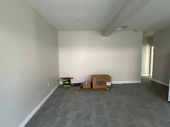 2nd image of 2183 Sunrise Ln #2193