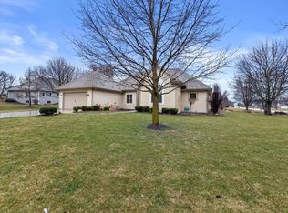 W168N10345 Wildrose Ln, Germantown, WI 53022