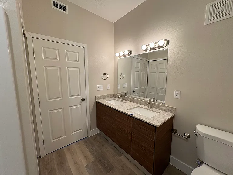4424 S Texas Ave #218 — Photo 18