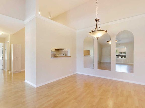 5th image of 6458 Chasewood Dr APT G