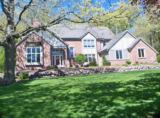 W303N3211 Timber Hill Ct, Pewaukee, WI 53072