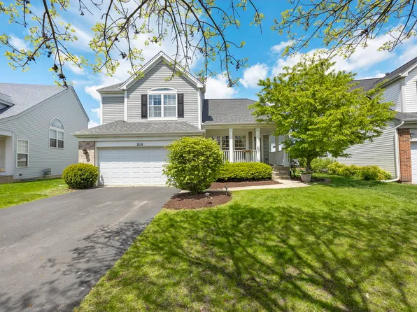 2115 Periwinkle Ln, Naperville, IL 60540