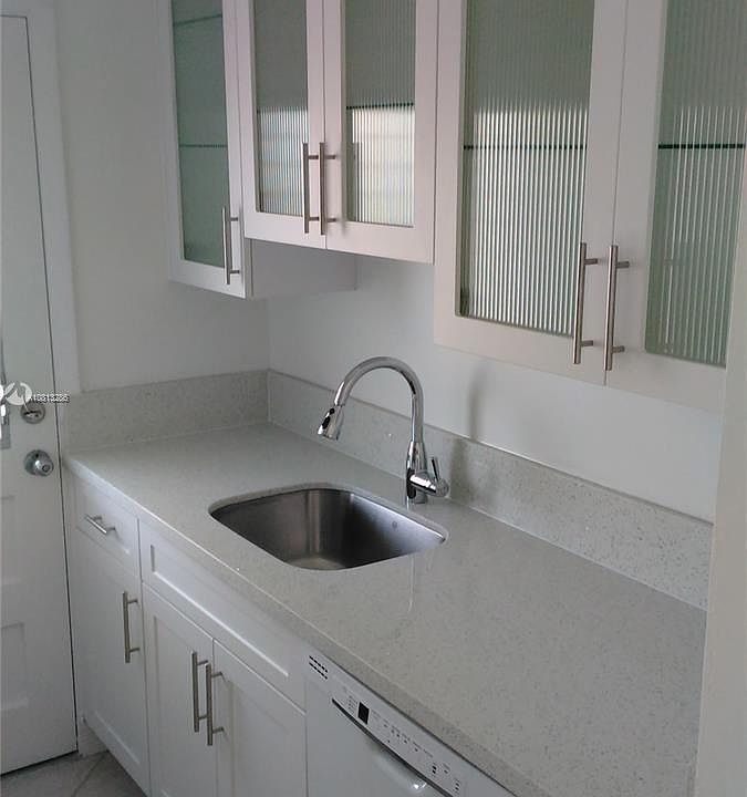 1st image of 115 Calabria Ave APT 10