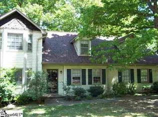 102 Timberidge Dr, Greer, SC 29650