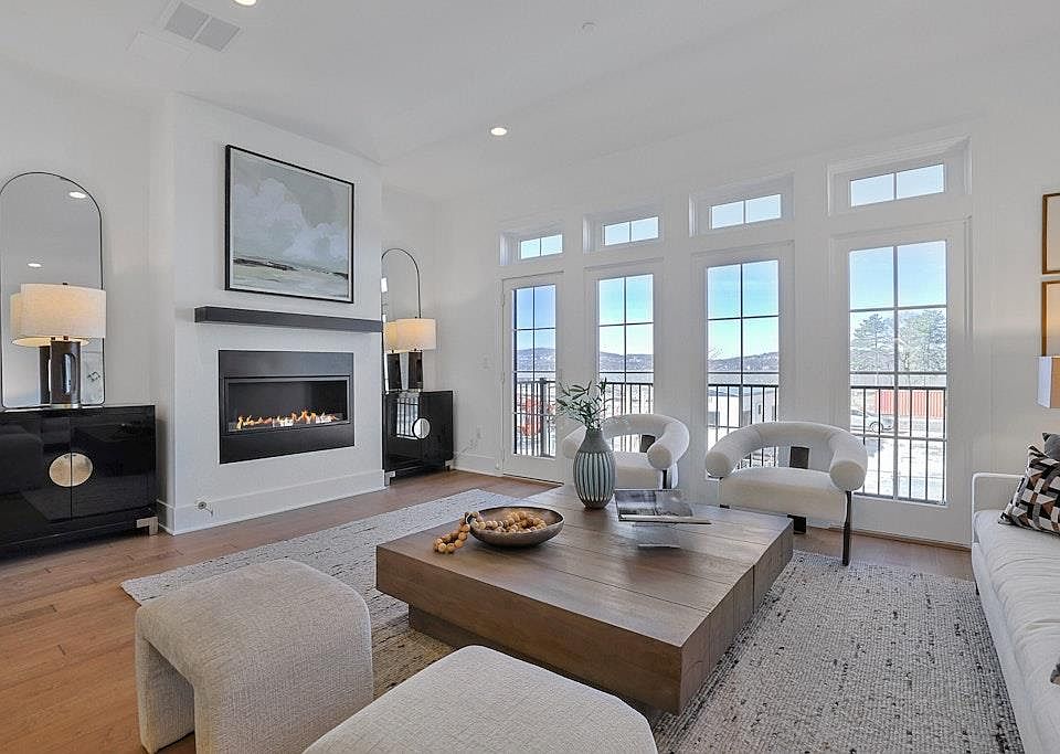 1st image of 304 Palisades Boulevard #90