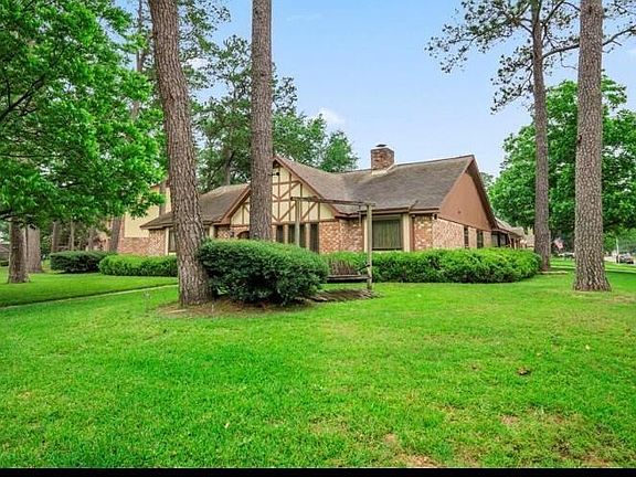3rd image of 5727 Arbor Vitae Dr