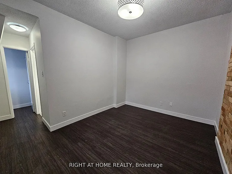 72 Wellesley St E #203 — Photo 16