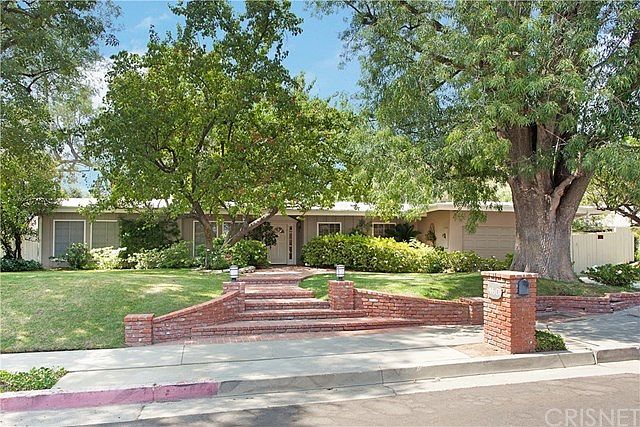 1st image of 4601 Sendero Pl