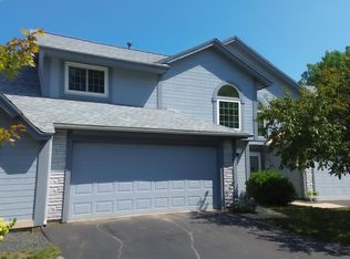 2702 Spyglass Ct NW, Rochester, MN 55901