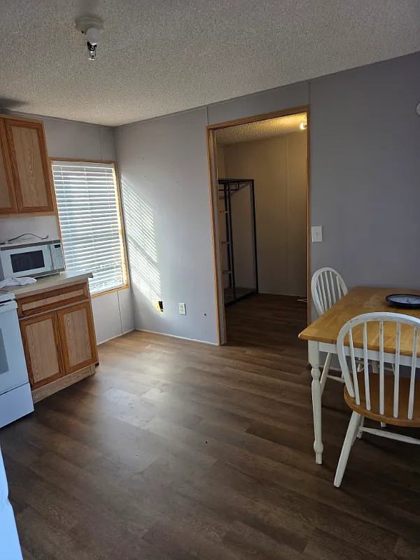 Building Photo - 128 Avenue B