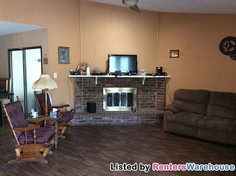 3rd image of 4129 Engleman St