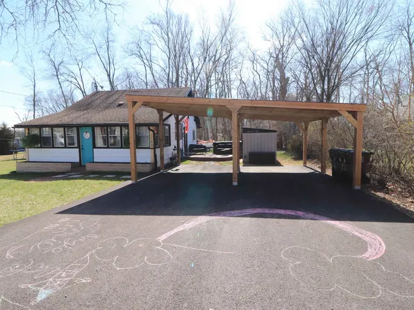 W1153 Heron Rd, Genoa City, WI 53128