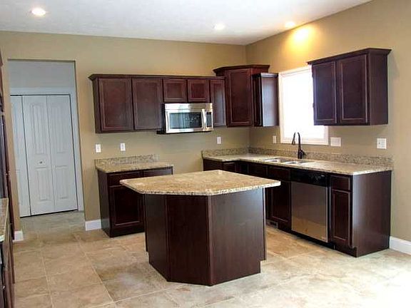 2nd image of 7656 Oakwilde Dr #47