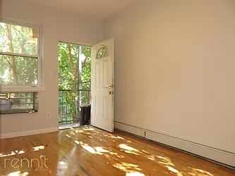 Rented by Rennit Inc.