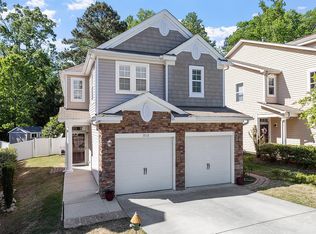 3012 Remington Oaks Cir, Cary, NC 27519
