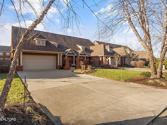 4th image of 1408 Cottage Glen Ln