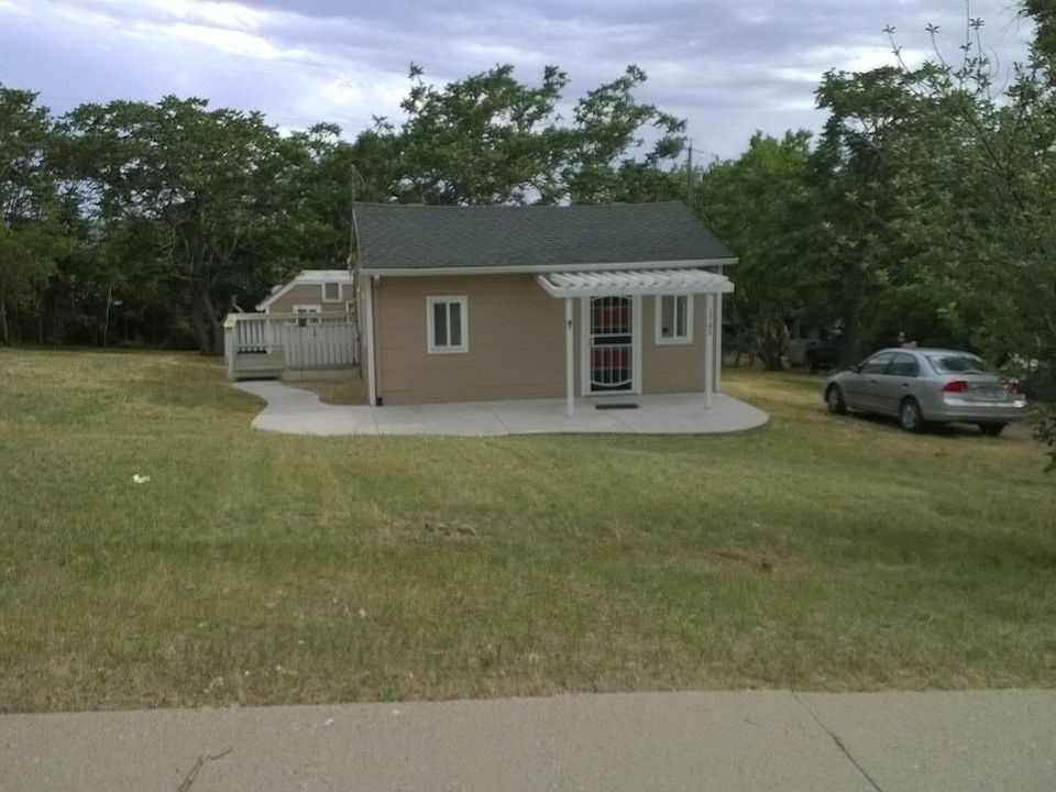 1st image of 1762 W Atlantic Pl