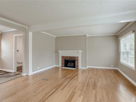 5th image of 2508 S 51st Ter