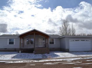 42 Carothers Ave, Fort Bridger, WY 82933