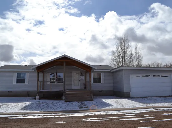 42 Carothers Ave, Fort Bridger, WY 82933