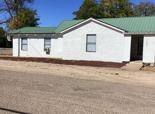 1020 W 3rd St, Portales, NM 88130
