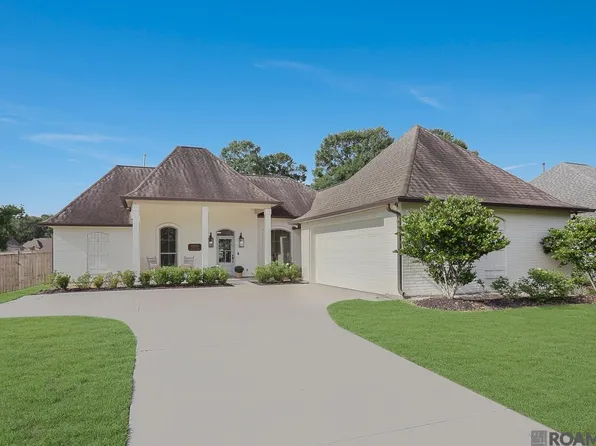 12590 Lakeland Dr, Walker, LA 70785